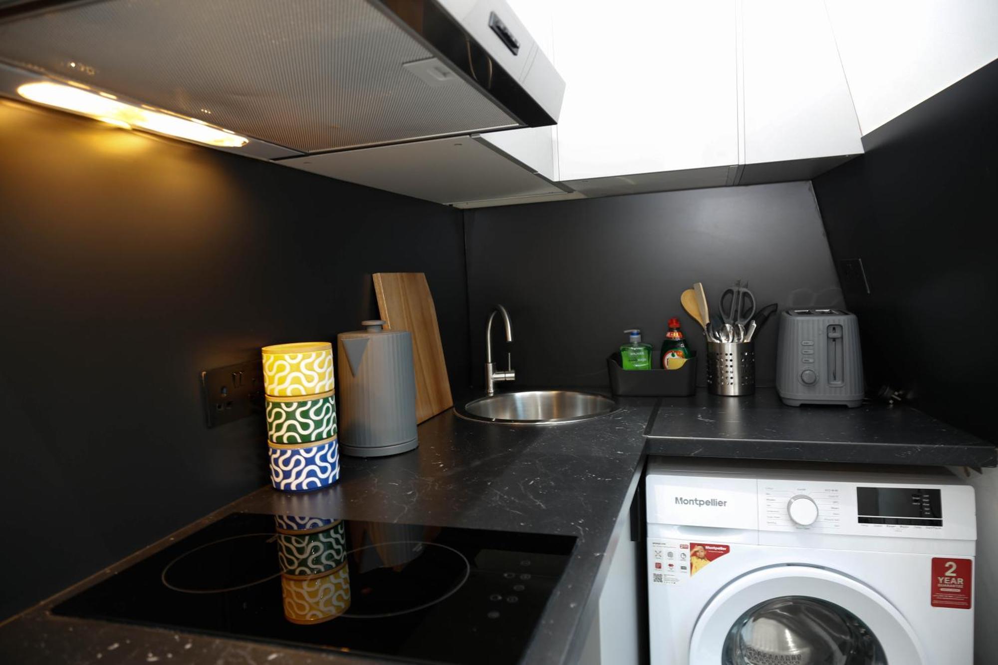 New Luxury Apartments In Central London Next To Shops, Cafes, Bars & Metro Exterior foto